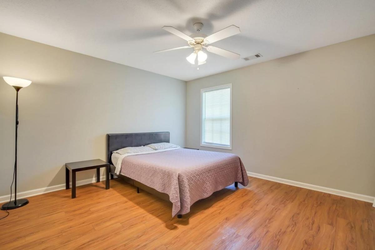 Charming Gray Home- 5 Mins From Gsu! Statesboro Exterior foto