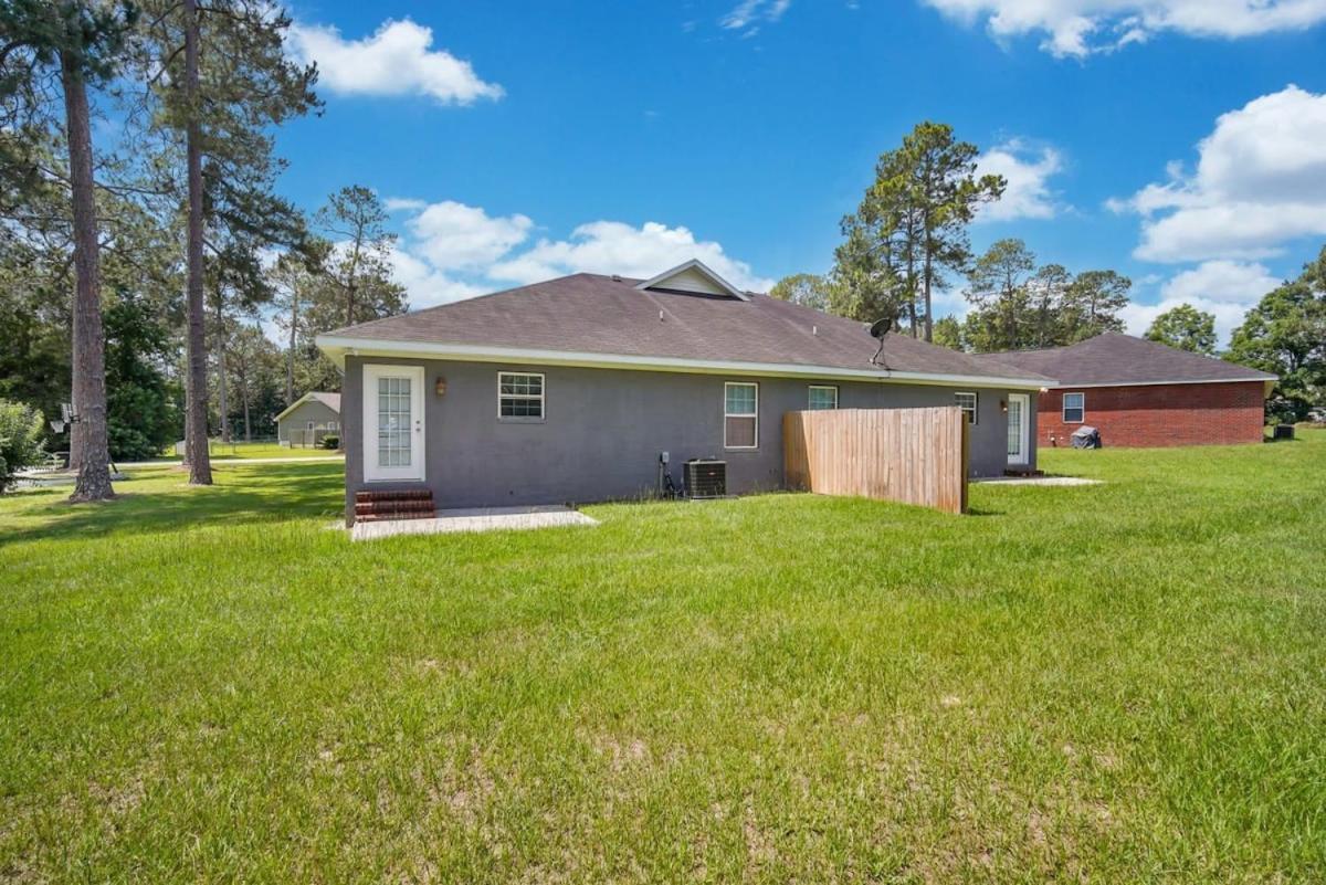 Charming Gray Home- 5 Mins From Gsu! Statesboro Exterior foto